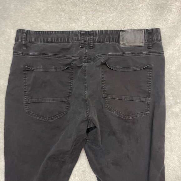 Decibel Jeans Mens 38x32 Black Cargo Slim Straight Graphics - Picture 12 of 13